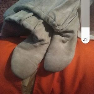 Ugg slouch grey boots tall. Size 7.5